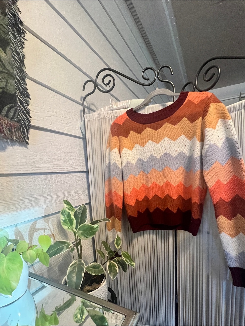 Forever 21 Chevron Stripe Crewneck Sweater in Rust, Orange, Maroon, Cream, Gray